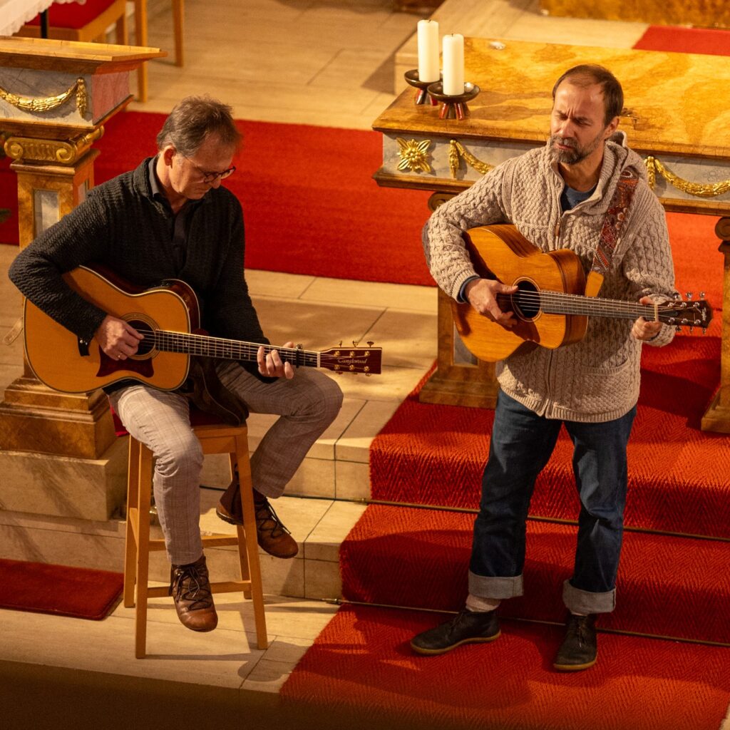 Die leisen Generäle singen "Die weißen Tauben"